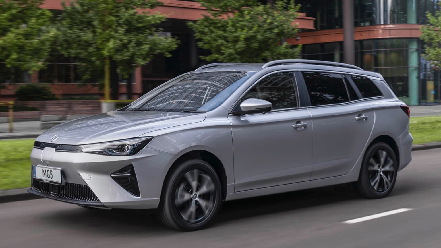 MG5 EV TEST